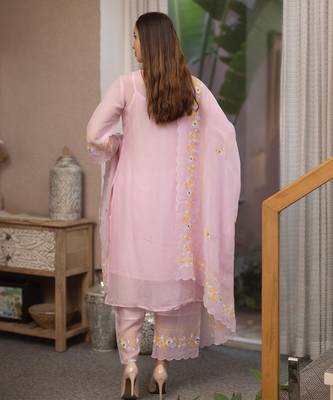 baby pink viscose straight suit set with floral embroidery 3