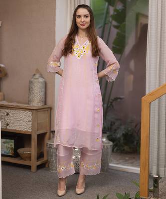 baby pink viscose straight suit set with floral embroidery 4