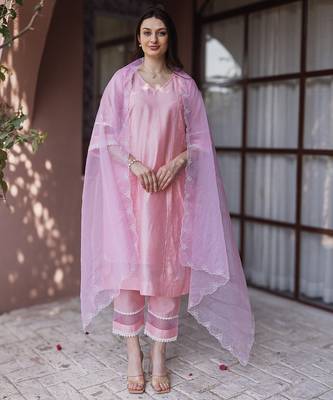 baby pink chanderi straight suit set with subtle embroidery 1