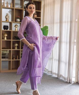 lavender embroidered cotton straight suit set for women 2