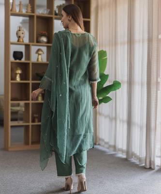 green embroidered cotton straight suit set for women 3
