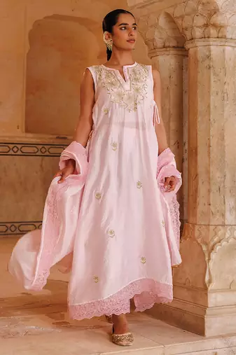 pink embroidered chanderi kurta pant set with dupatta