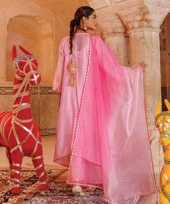 festive pink embroidered chanderi kurta set with dual tone dupatta 5