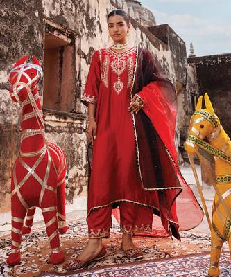 women   s red embroidered chanderi kurta pant set with dupatta 1