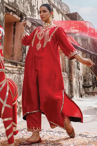 women   s red embroidered chanderi kurta pant set with dupatta