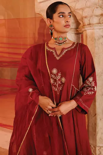 chanderi embroidered maroon kurta set for women