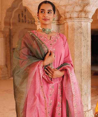 pink cotton anarkali set with dual tone dupatta 3
