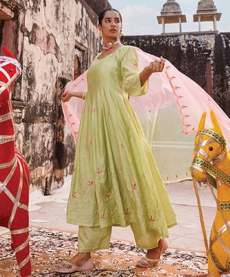 women's light green embroidered chanderi anarkali set 2