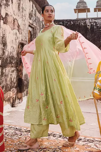 women's light green embroidered chanderi anarkali set