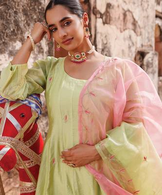 women's light green embroidered chanderi anarkali set 3
