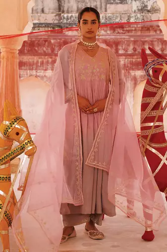 Dual-Shaded Pink chanderi kurta set