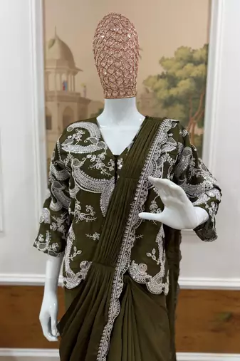 mehendi embroidered silk blend saree with koti set