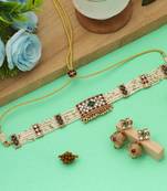 Maroon & green color choker matte gold necklace set