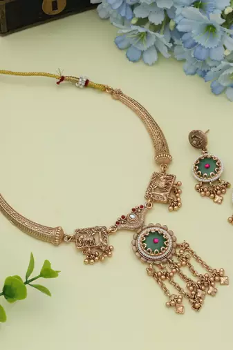 Rani & green color matte gold necklace set