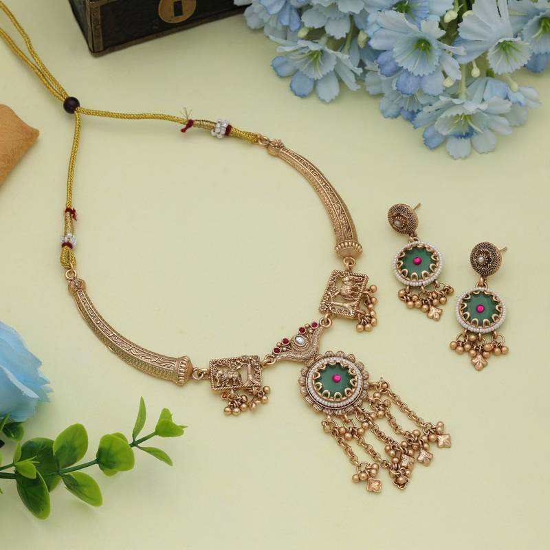 Rani & green color matte gold necklace set