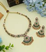 green kundan beads matte gold alloy choker necklace