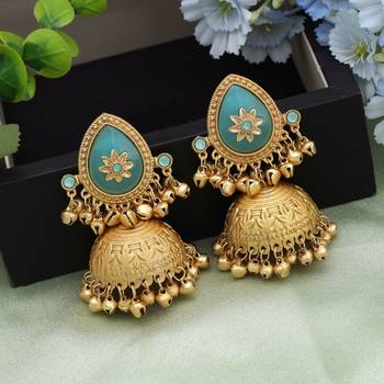 firozi stone gold plated jhumka earrings 1