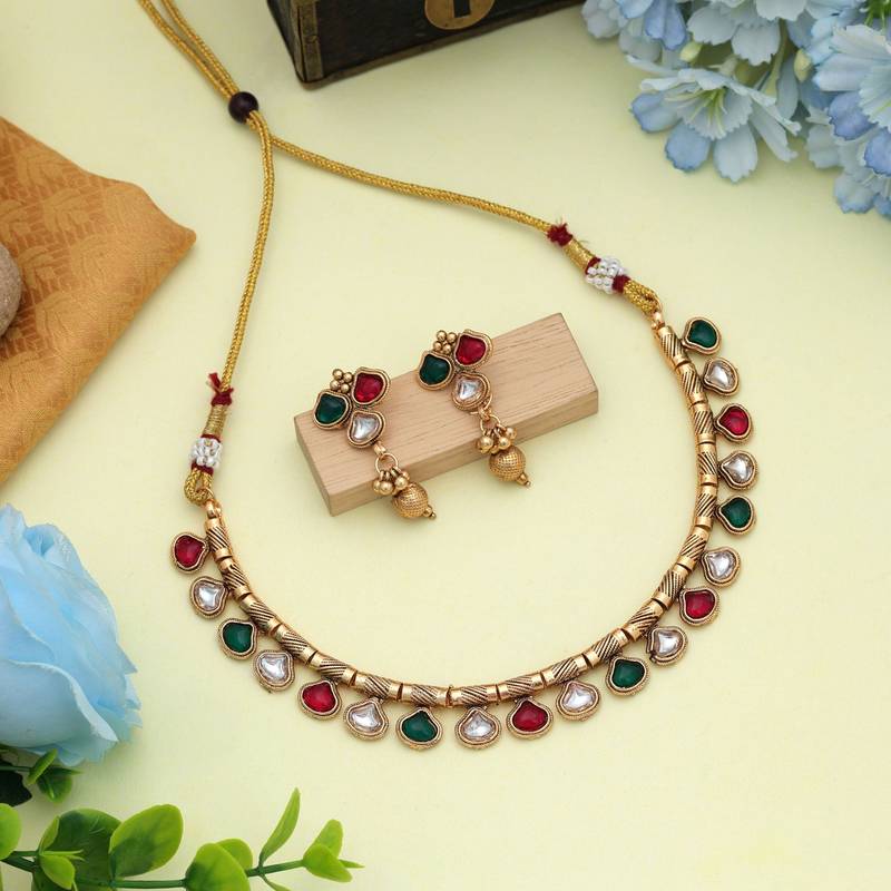 Multicolor color matte gold necklace set