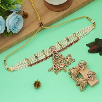 light pink stone kundan matte gold alloy necklace set 1