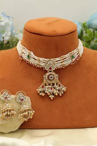 light pink stone kundan matte gold alloy necklace set