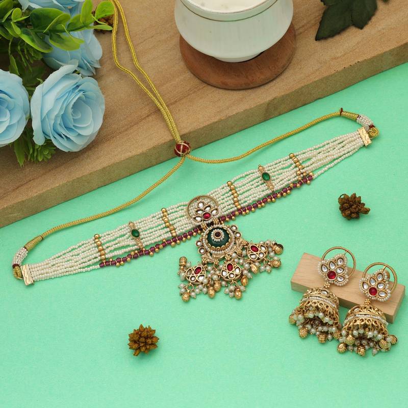 Green color choker matte gold necklace set