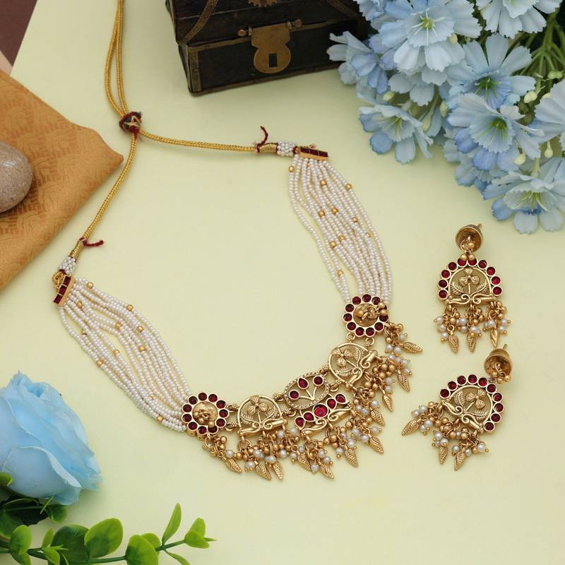 Rani color choker matte gold necklace set