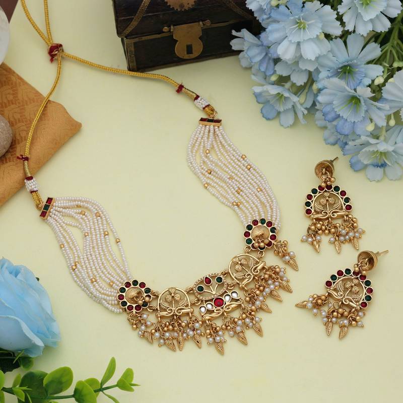 Rani & green color choker matte gold necklace set