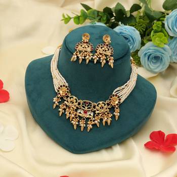 green rani kundan matte gold alloy choker set 2