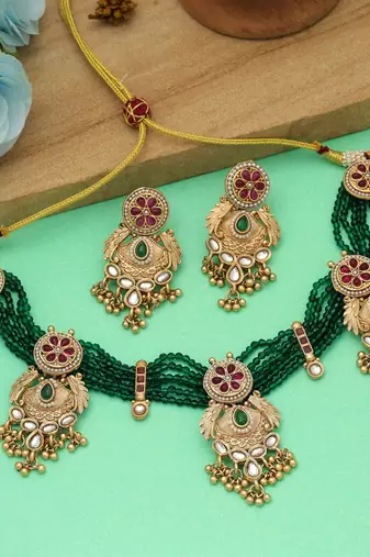 Rani & green color choker matte gold necklace set