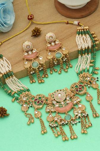 Multi color matte gold necklace set