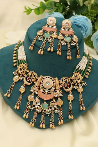 multi color beaded kundan matte gold necklace set
