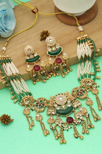 Maroon & green color matte gold necklace set