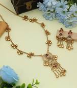 rani green matte gold kundan pendant necklace set