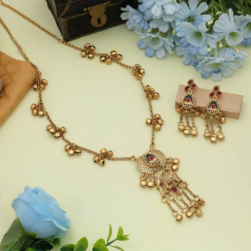 Rani & green color matte gold necklace set