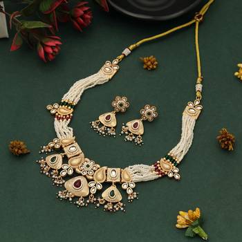 rani green beaded matte gold kundan necklace set 2