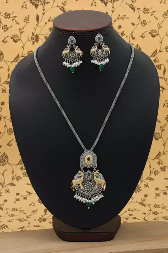 green dual tone oxidised deer motif necklace set
