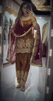 gold silk blend embroidered farshi salwar suit set 3