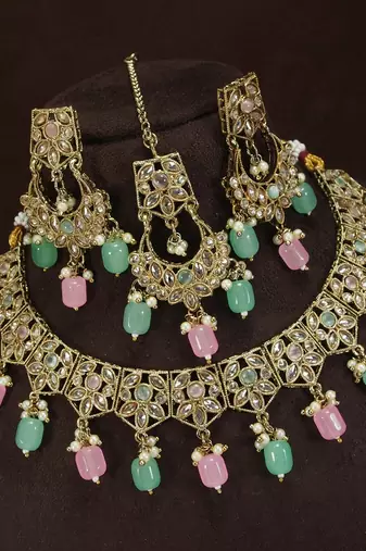 beautiful multicolor antique gold plated ad/zircon work polki necklace jewelry set with maangtika