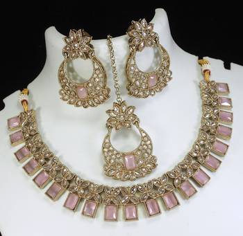 stunning pink antique gold plated ad/zircon work polki necklace jewelry set with maangtika 2