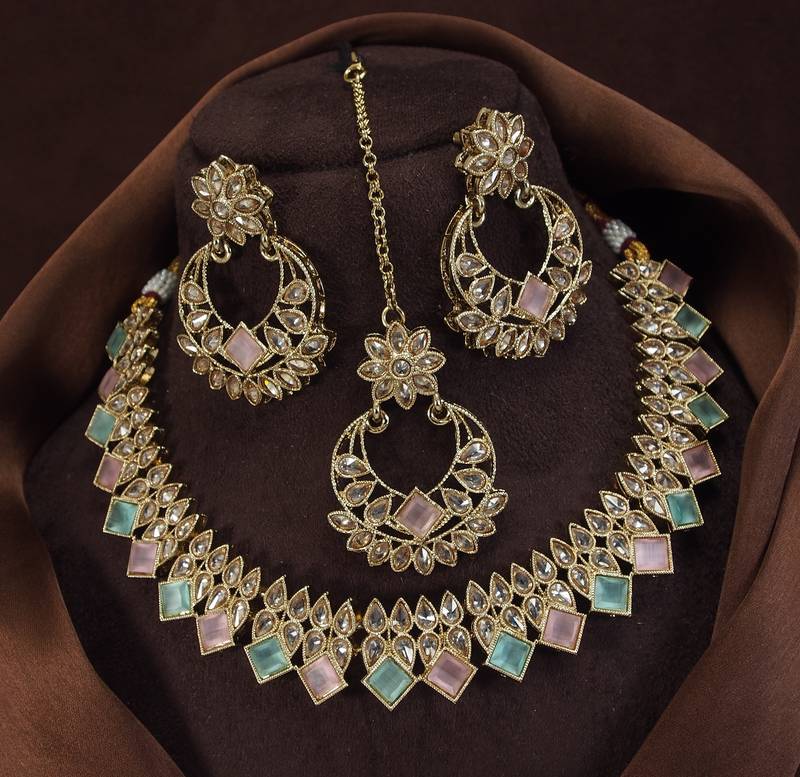 beautiful multicolor antique gold plated ad/zircon work polki necklace jewelry set with maangtika