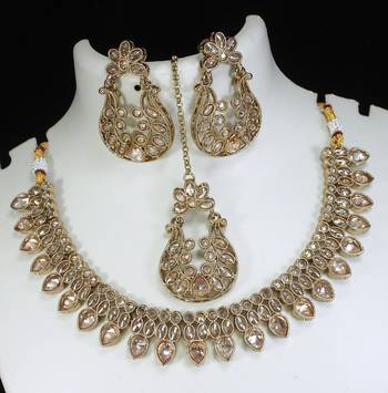 beautiful champaigne gold antique gold plated ad/zircon work polki necklace jewelry set with maangtika 2