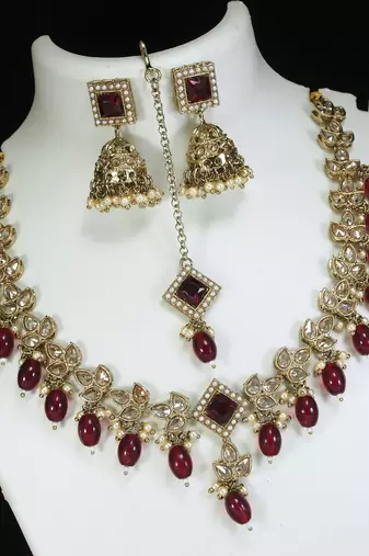 marvelous maroon mehendi gold plated ad/zircon work polki necklace jewelry set with maangtika