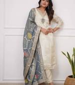 Off white viscose embroidered kurta set