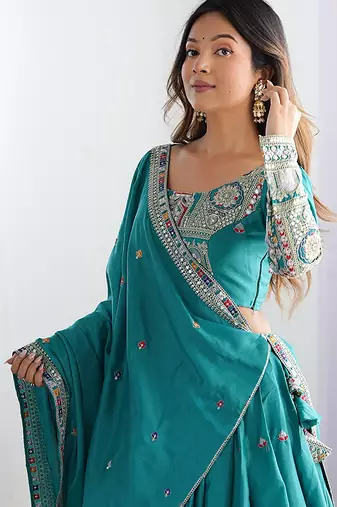 Womens's Chinnon Traditional Motiff Semi-Stitched Lehenga Choli With Dupatta Set
