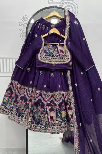 Womens's Chinnon Traditional Motiff Semi-Stitched Lehenga Choli With Dupatta Set