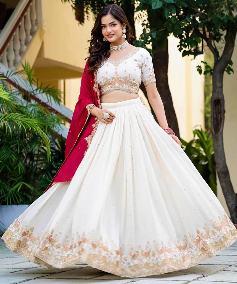 Womens's Chinnon Traditional Motiff Semi-Stitched Lehenga Choli With Dupatta Set