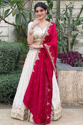 Womens's Chinnon Traditional Motiff Semi-Stitched Lehenga Choli With Dupatta Set