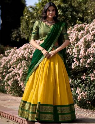 Womens's Kanchipuram Silk Woven Motiff Un-Stitched Lehenga Choli With Dupatta Set 1