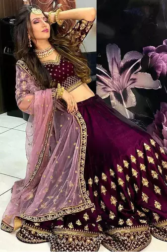 Womens's Velvet Traditional Motiff Semi-Stitched Lehenga Choli With Dupatta Set