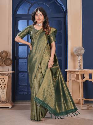 green gold zari kanchipuram silk saree 1